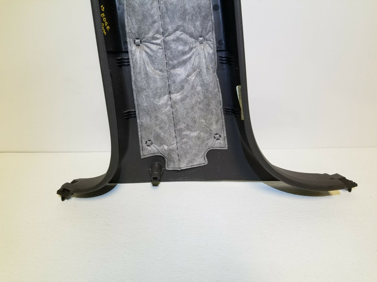11 12 13 14 Ford Edge Right Pass Door Lower B Pillar Trim Panel OEM 43k Miles