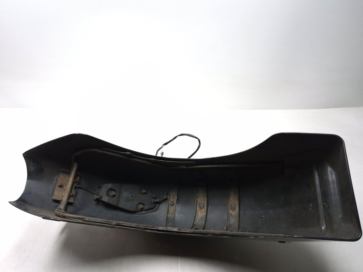 2004 Honda Shadow Aero Vt750c Rear Fender & Tail Light Assy OEM
