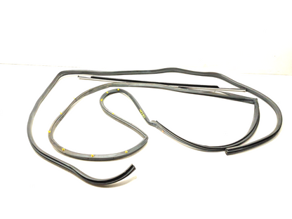2012 Hyundai Sonata Rear Door Weatherstrip Seal Passenger Side Right 3pcs OEM