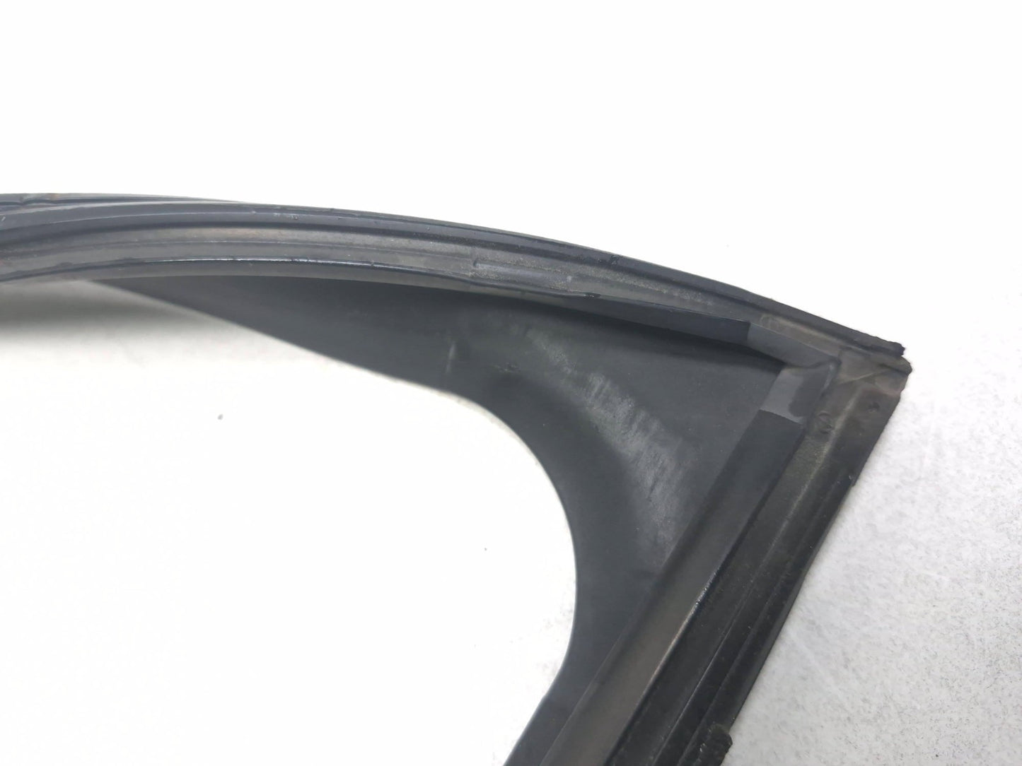 2008 Acura Tl Front Door Weatherstrip Seal Driver Side Left Set OEM