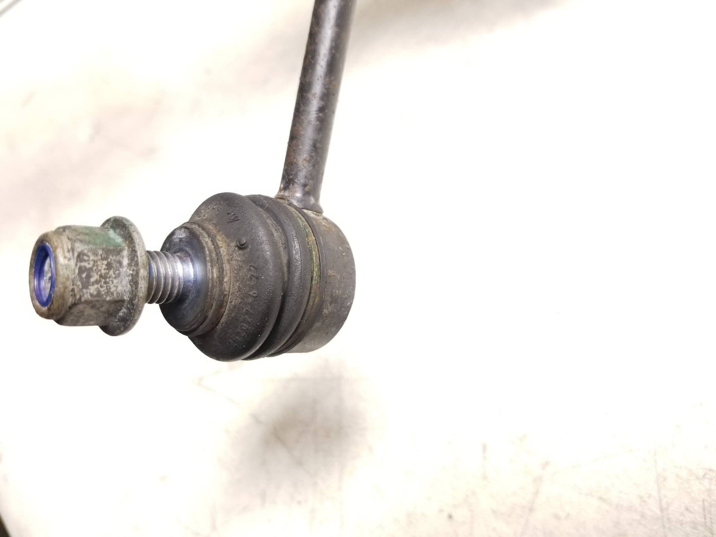 2017 Jaguar Xe Rear Stabilizer Sway Bar & End Link OEM