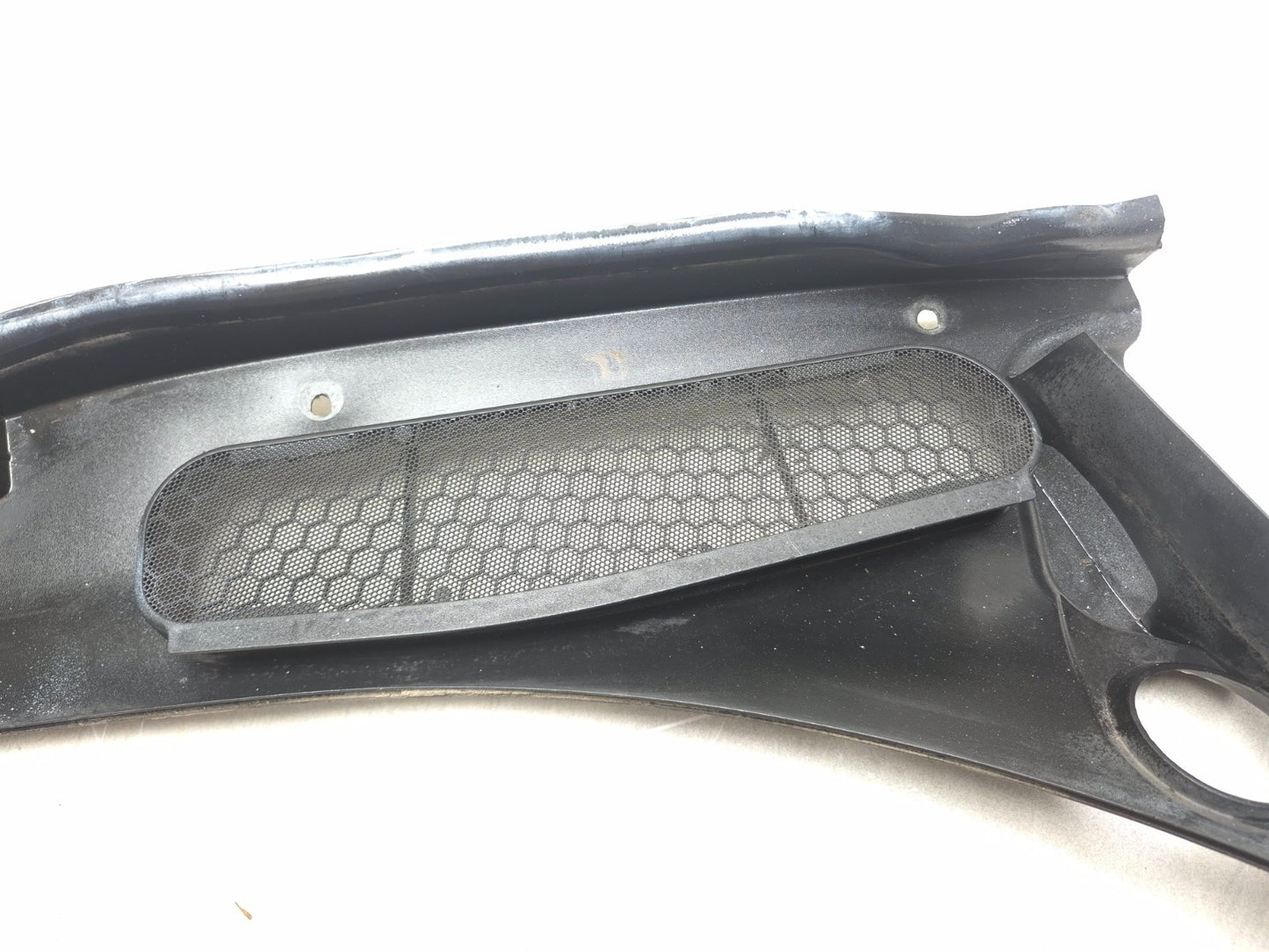 2016 Ford Transit Connect Front Windshield Cowl Grille Vent Panel Cover OEM