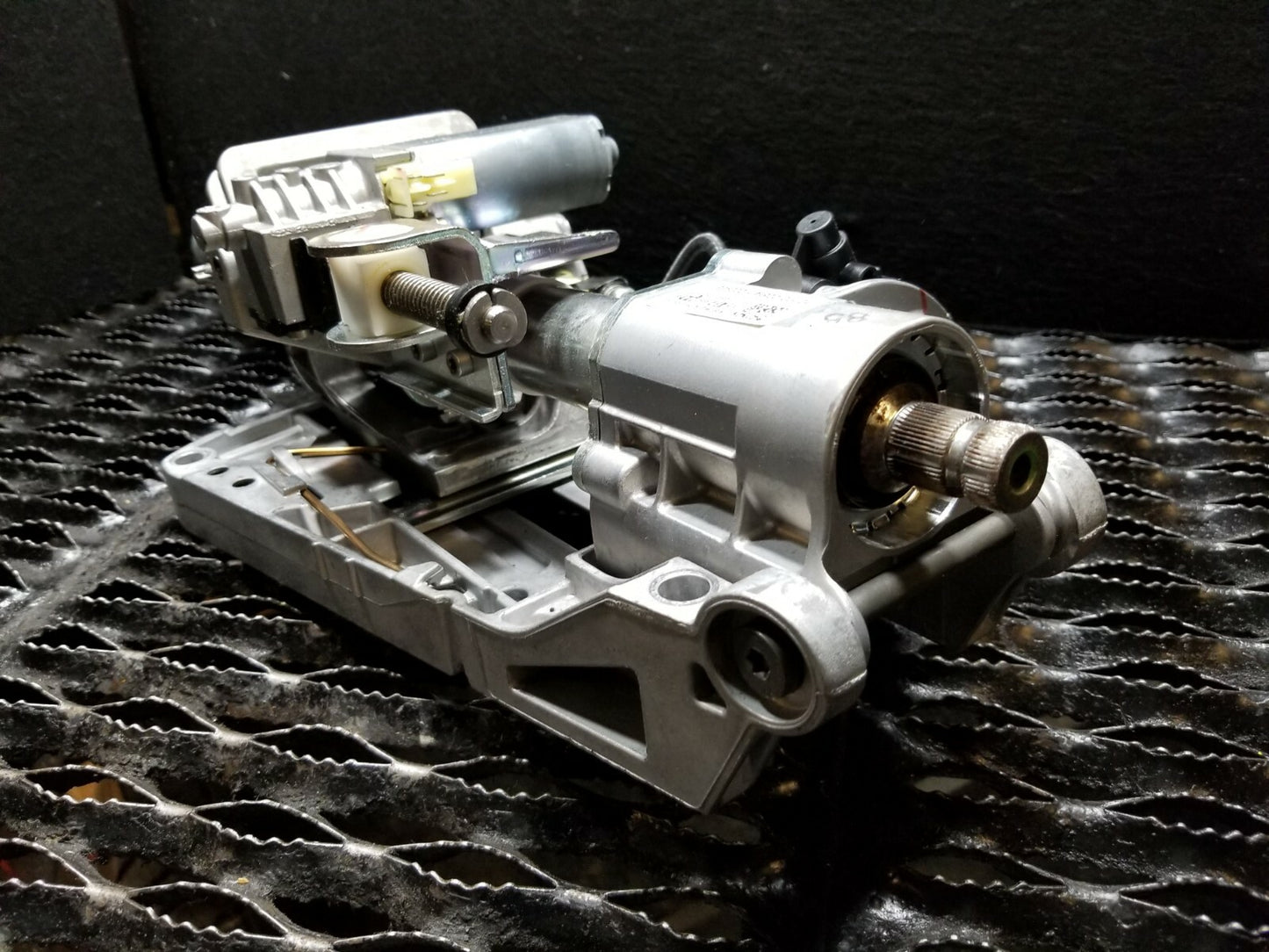 2013 Mercedes E350 Steering Column OEM