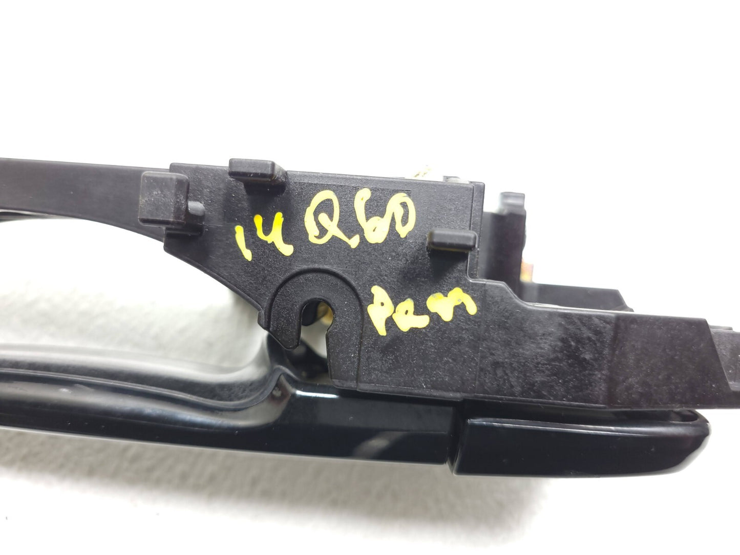 2014 Infiniti Q60 Coupe Exterior Door Handle Front Passenger Side Right OEM
