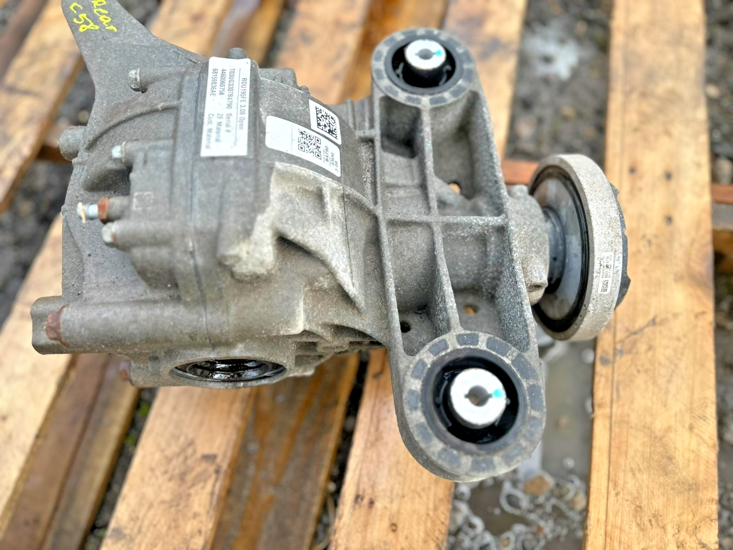2018 Chrysler 300 Rear Differential Carrier 3.6l OEM