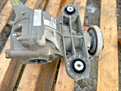 2018 Chrysler 300 Rear Differential Carrier 3.6l OEM