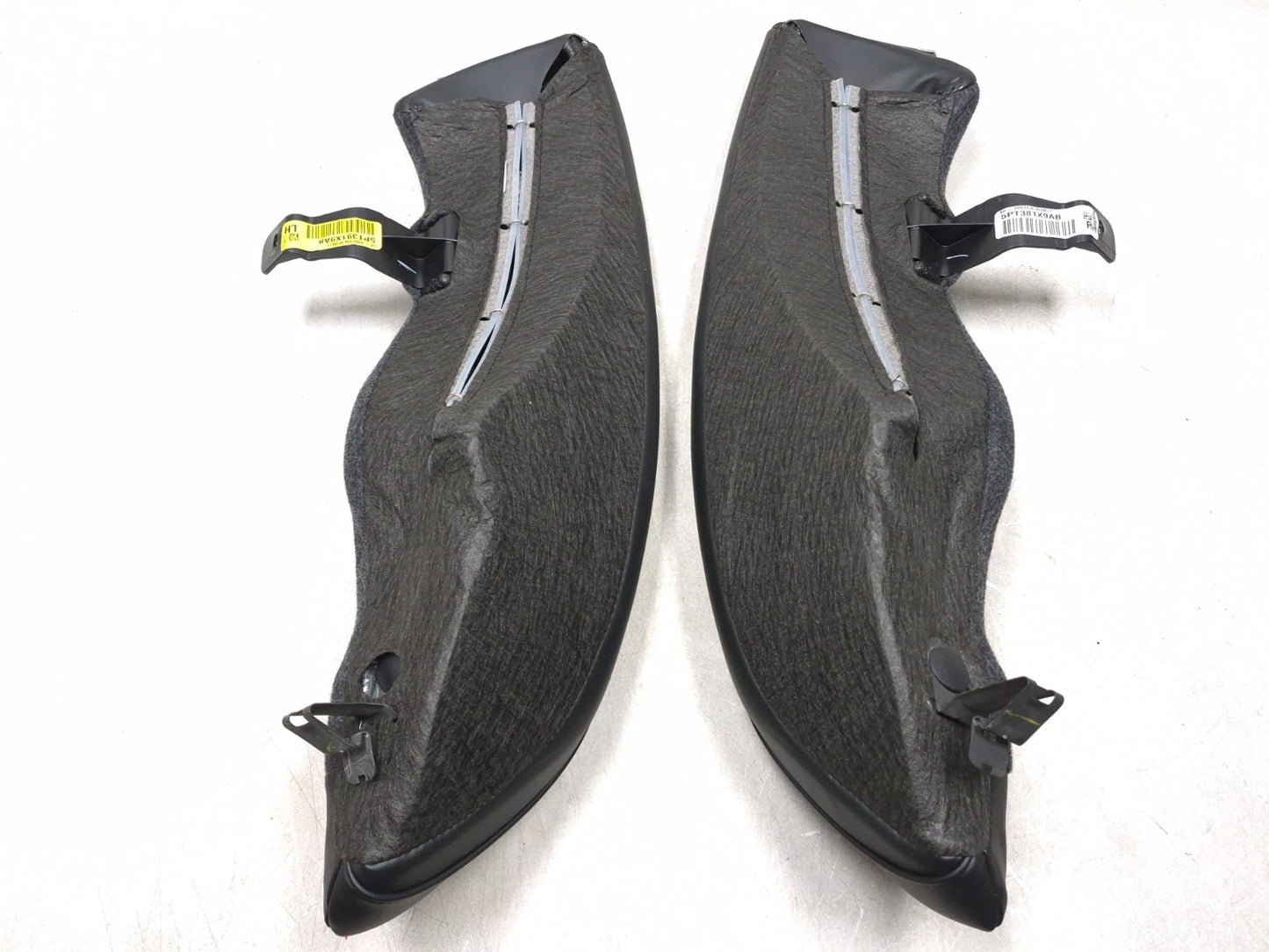 2018 Chrysler 300 Limited AWD Seat Bolster Rear Left & Right Side Pair OEM