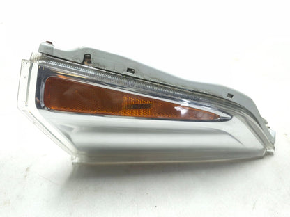 2012 Nissan Leaf Front Turn Signal Side Marker Light Passenger Side Right OEM