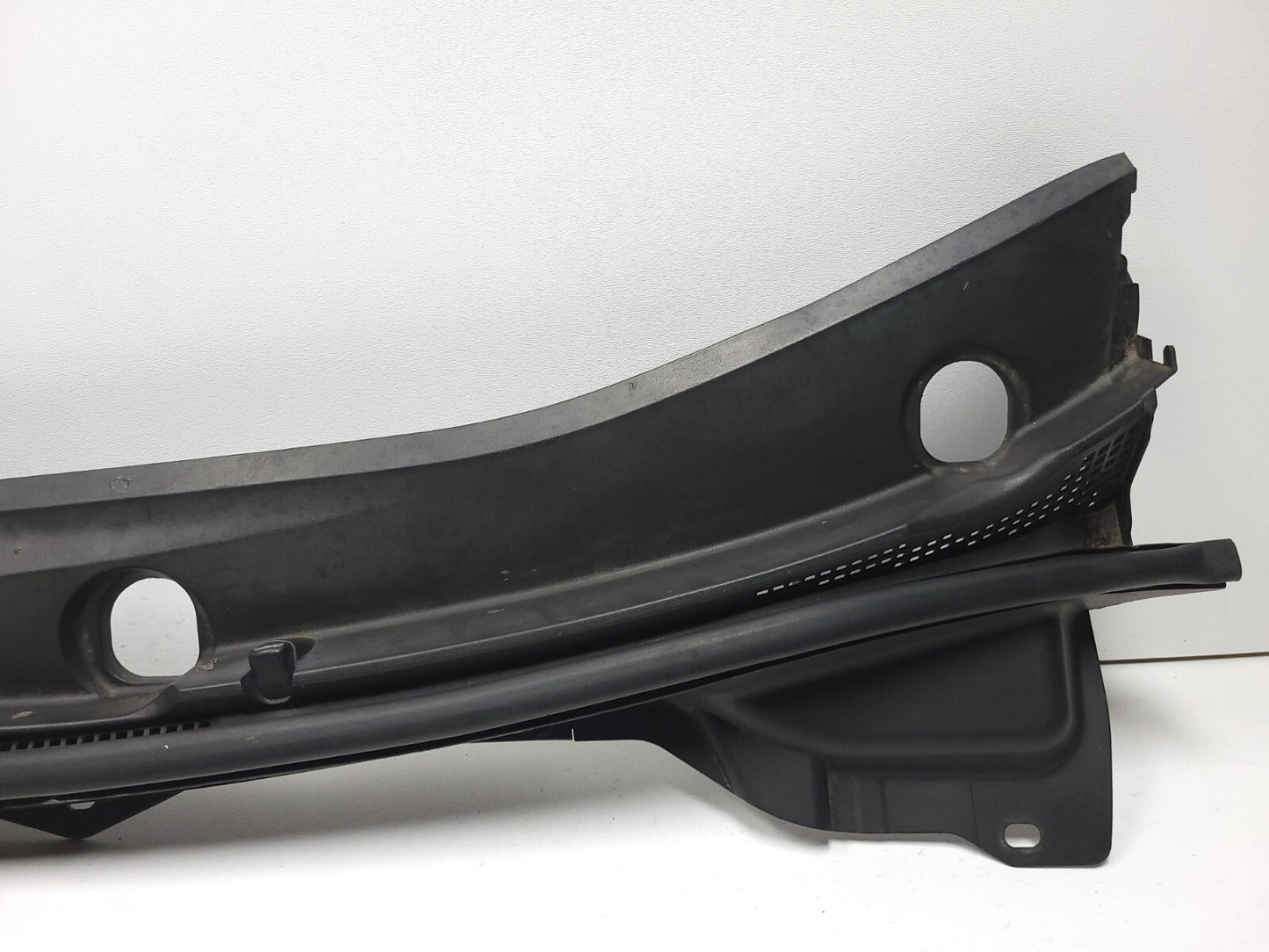 2009 Mazda Cx-7 Windshield Cowl Grille Panel OEM