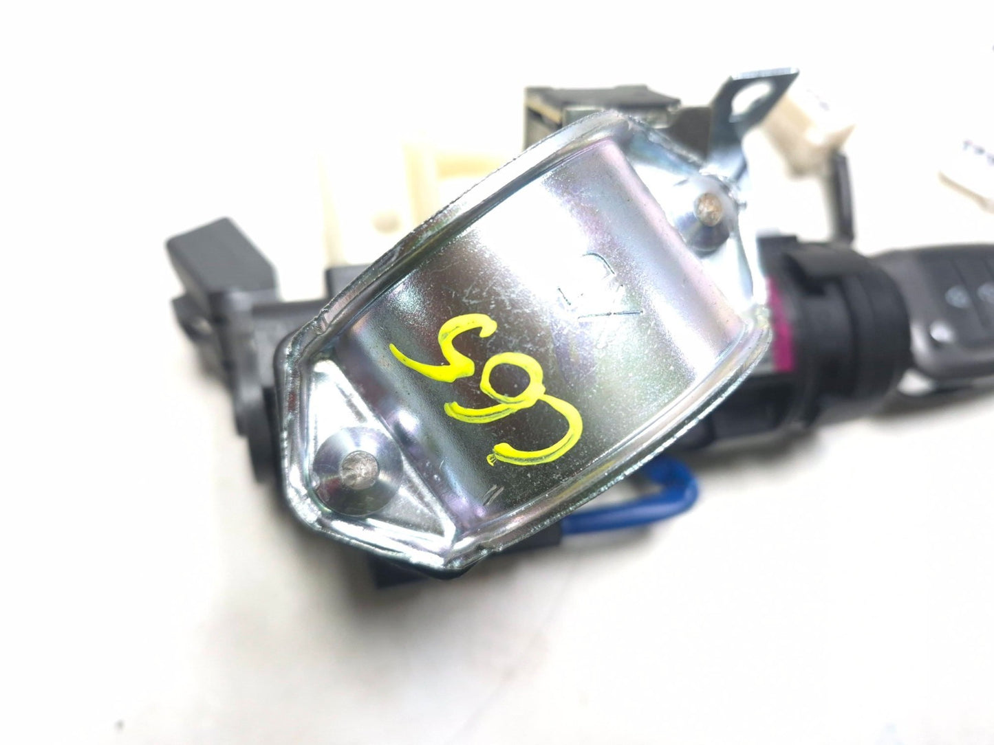 2019 Hyundai Kona Ignition Lock Switch W/ Key Assy OEM