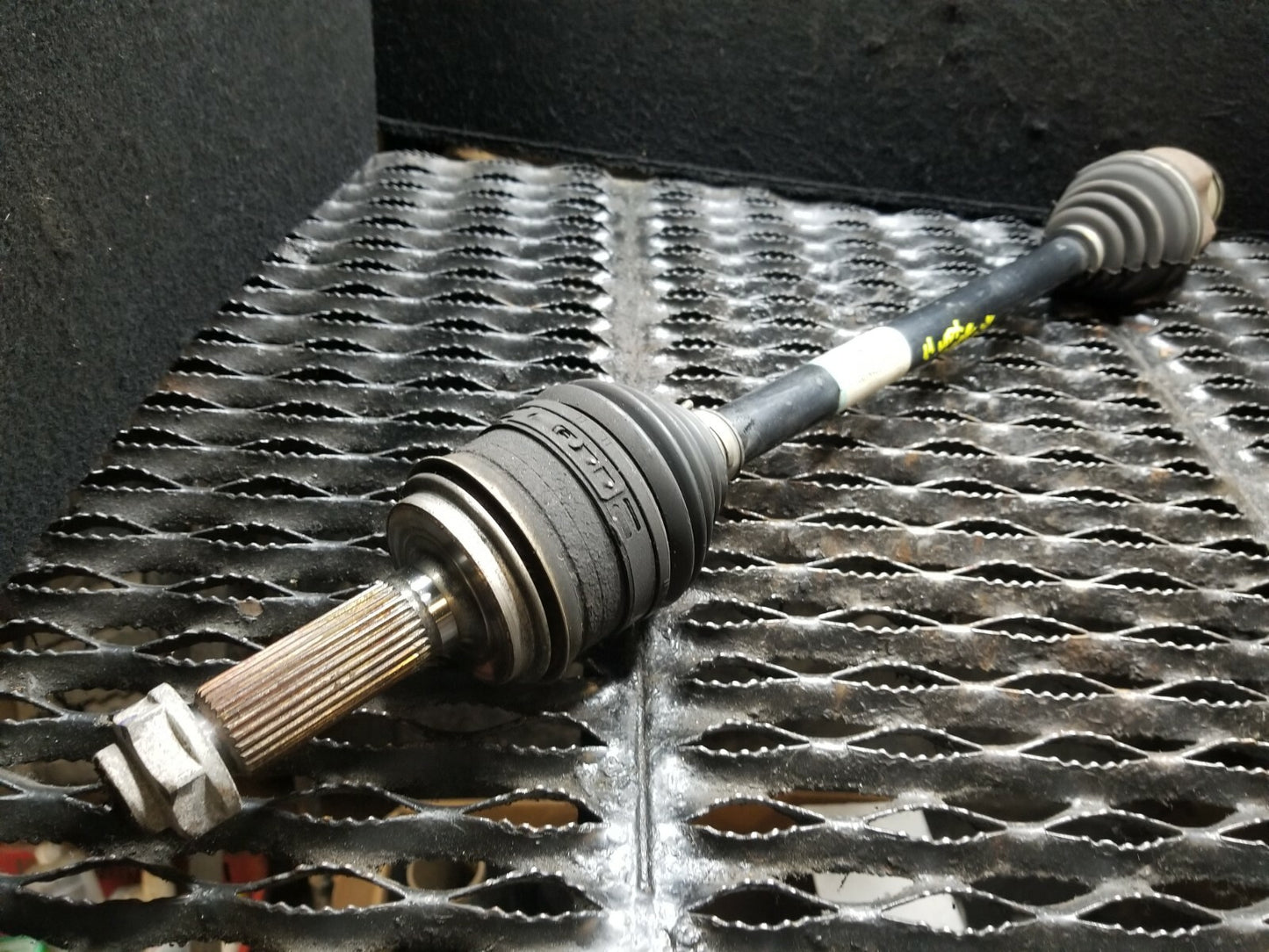 2011 Acura Mdx Axle Shaft Rear Passenger Side Right OEM