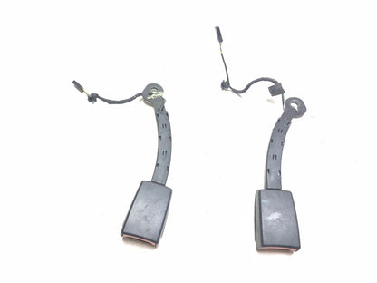 2015 Volkswagen Golf Tsi Front Seat Belt Buckle Left & Right Pair OEM