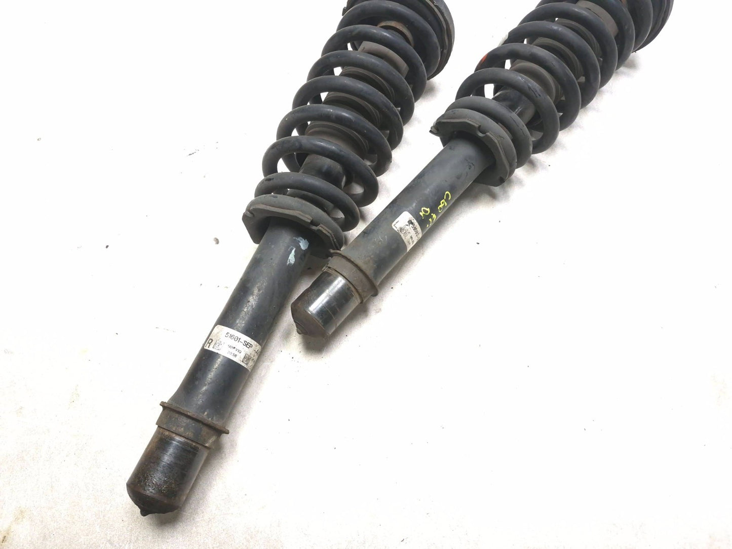2007 Acura Tl Type-s Front Shock Strut Absorber Left & Right 3.5l OEM