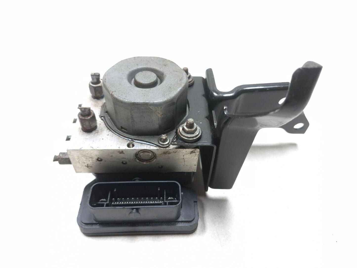 2014 Nissan Versa ABS Anti Lock Brake Pump OEM 53k Miles