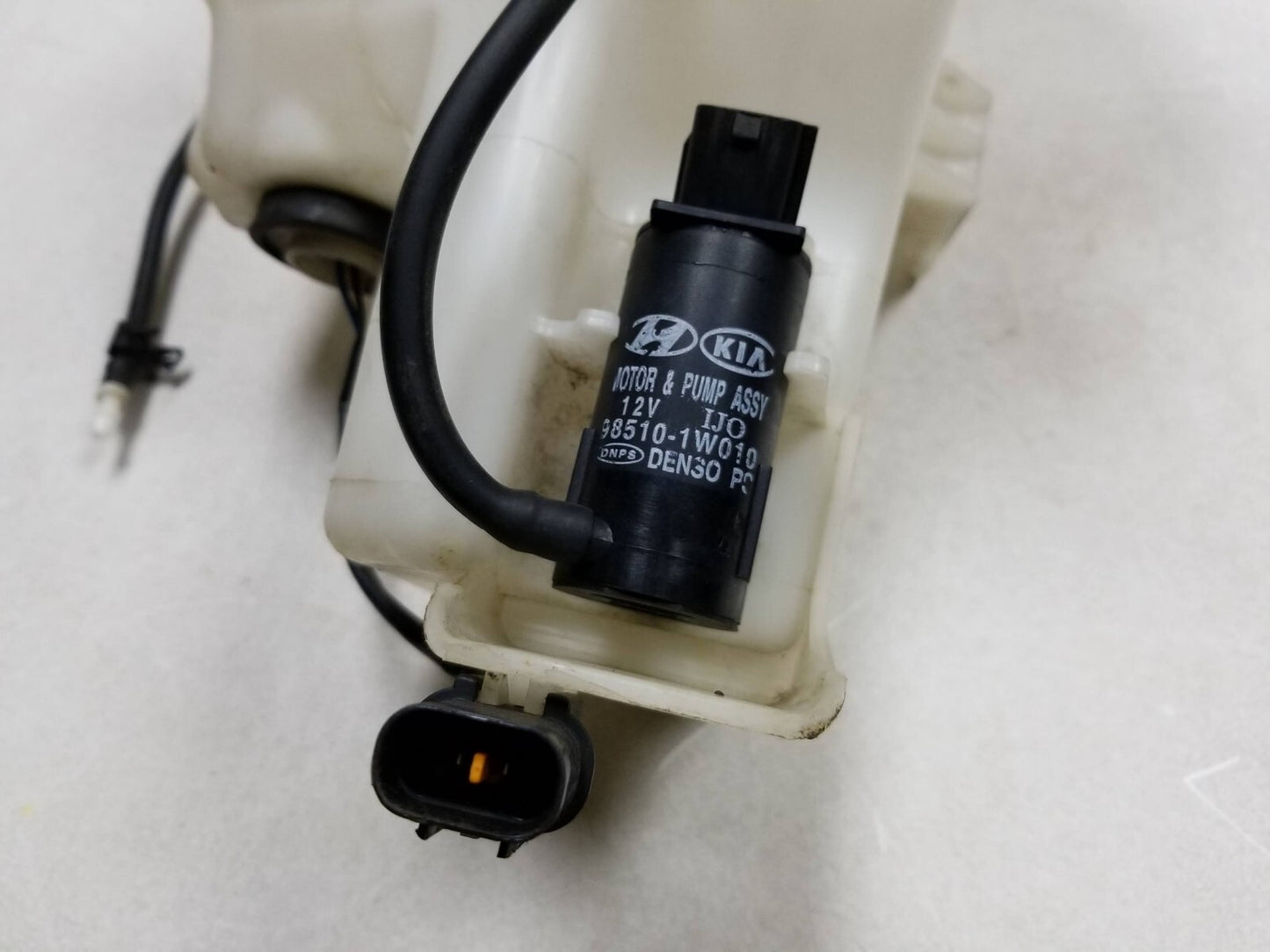 14 15 16 Kia Forte Windshield Washer Fluid Reservoir Bottle  OEM