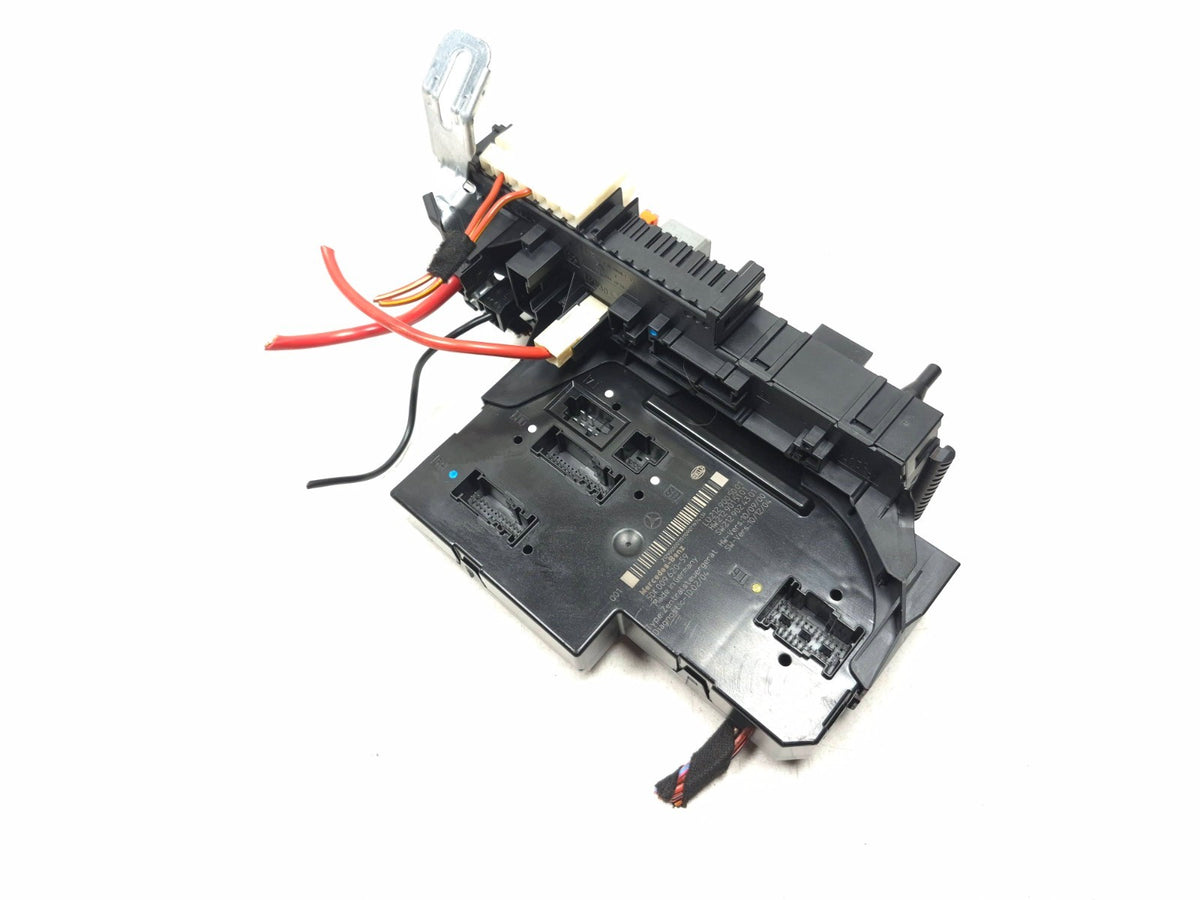 2012 Mercedes W212 E350 Rear Sam Control Unit Fuse Box Module 2129005001 OEM