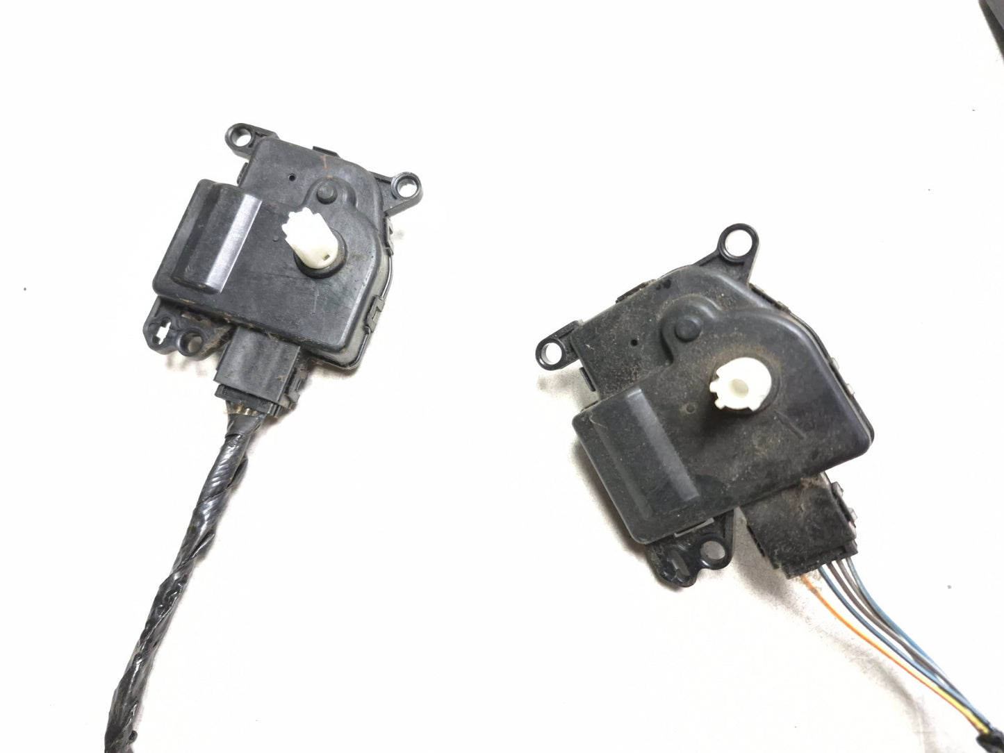 2008 Lincoln Navigator Ac Heater Wire Harness & Flap Motors OEM
