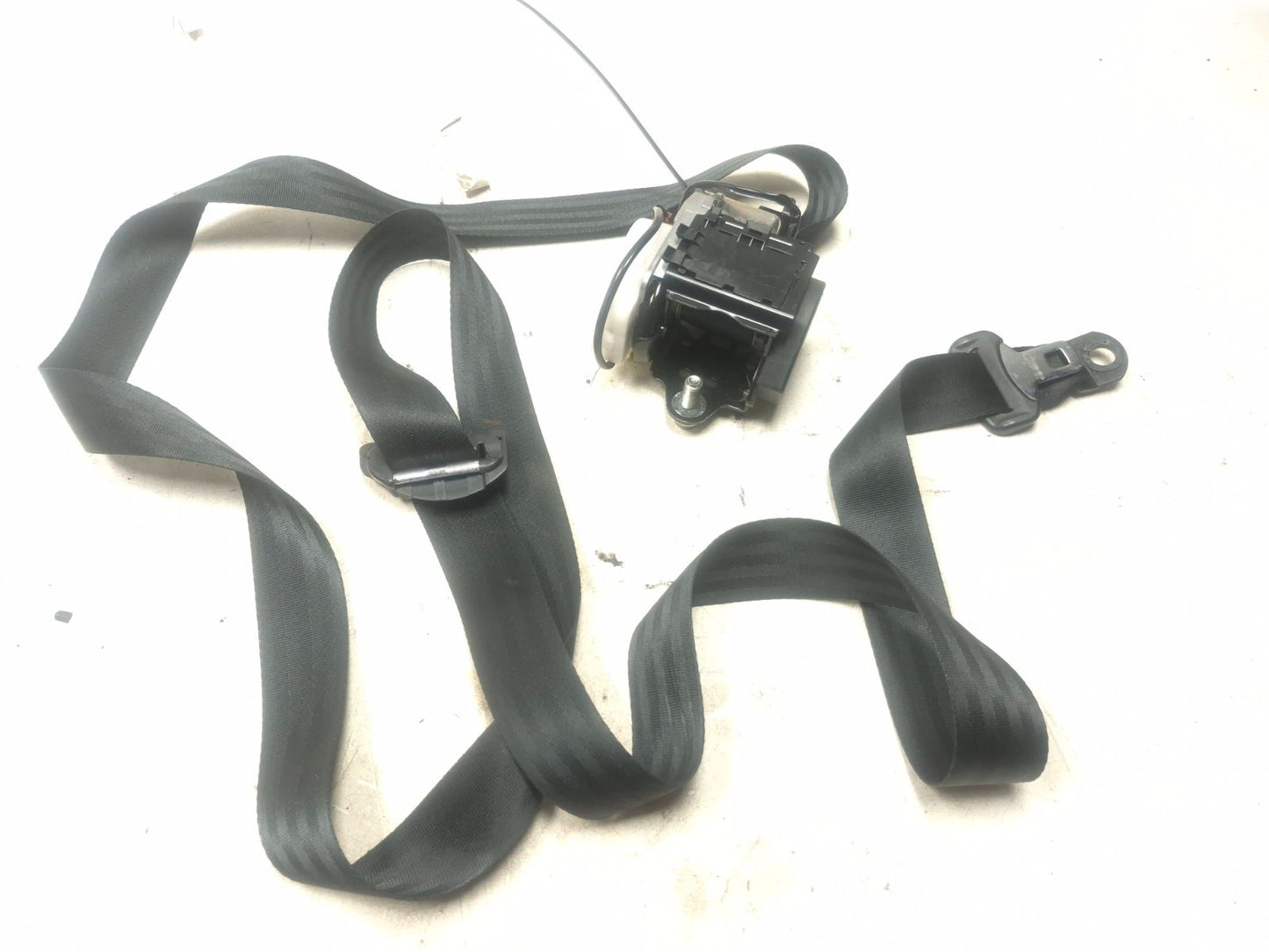 2008 Acura Tl Type-s Front Left Driver Seat Belt Retractor OEM