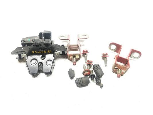 2016 Buick Encore Rear Trunk Liftgate Lock Latch W/ Hinge 2pcs OEM