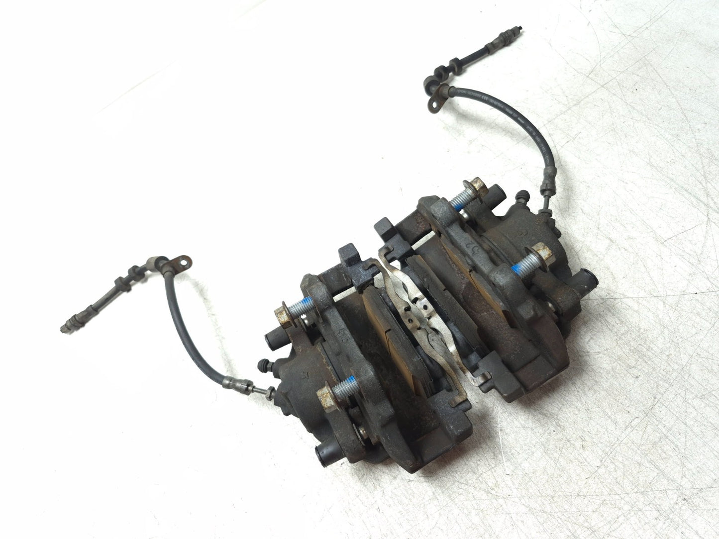 2017 Ford Focus St Brake Caliper Front Left & Right Pair OEM