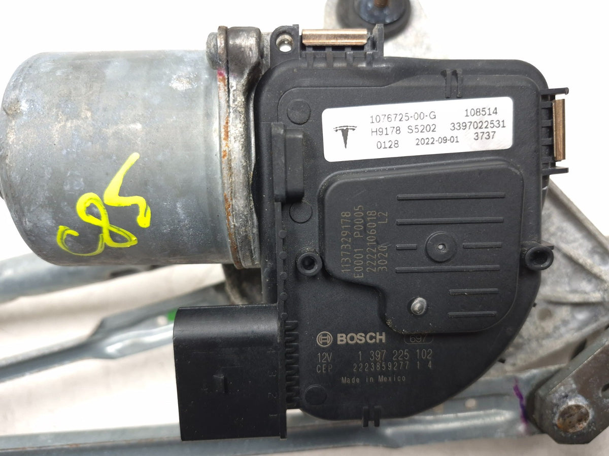 2022 Tesla Model 3 Windshield Wiper Motor & Linkage Transmission OEM