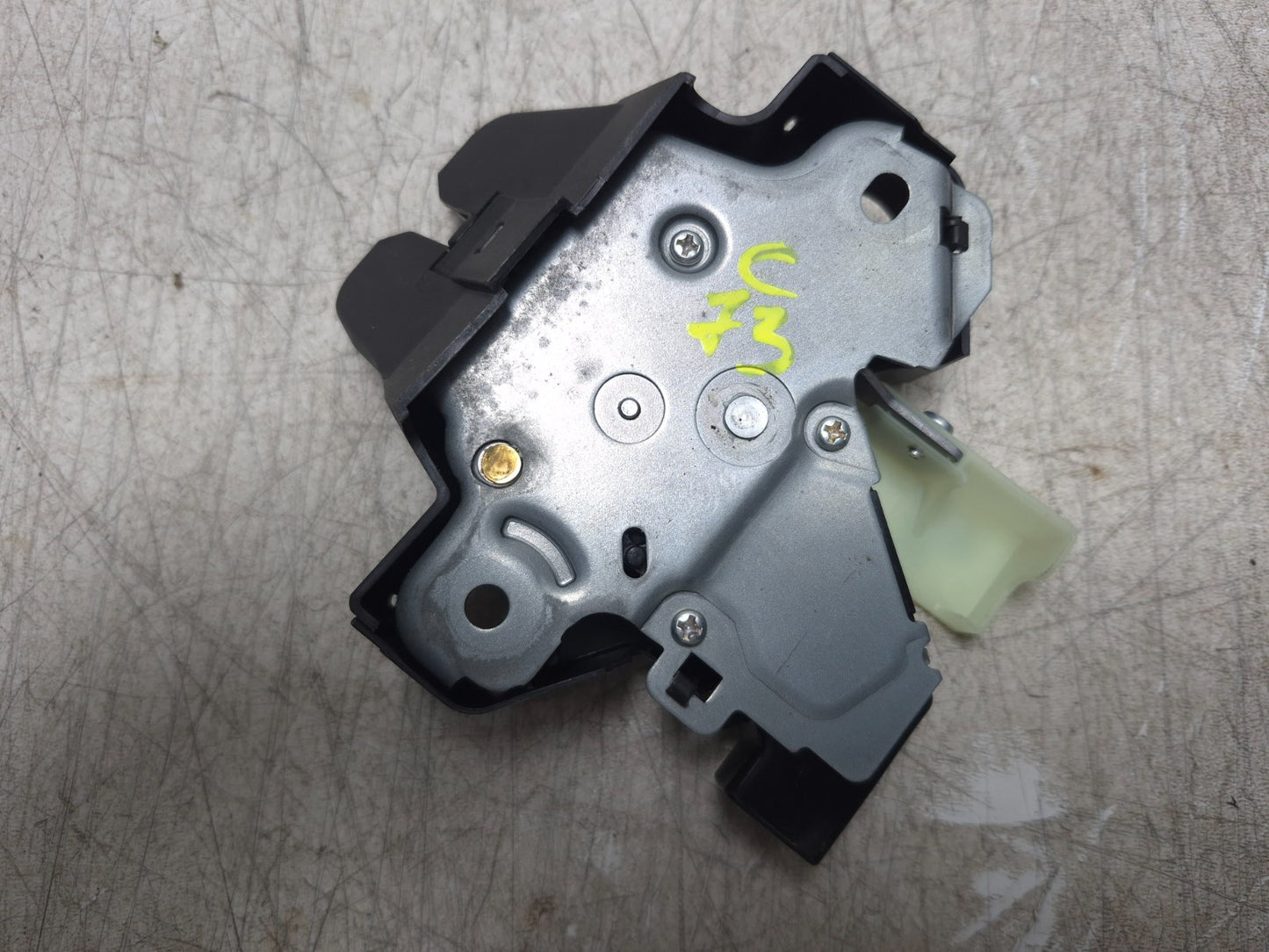 2019 Tesla Model 3 Trunk Tailgate Latch OEM