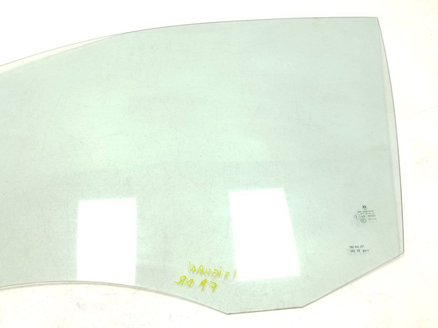 2011 VW Tiguan Front Door Window Glass Driver Side Left OEM