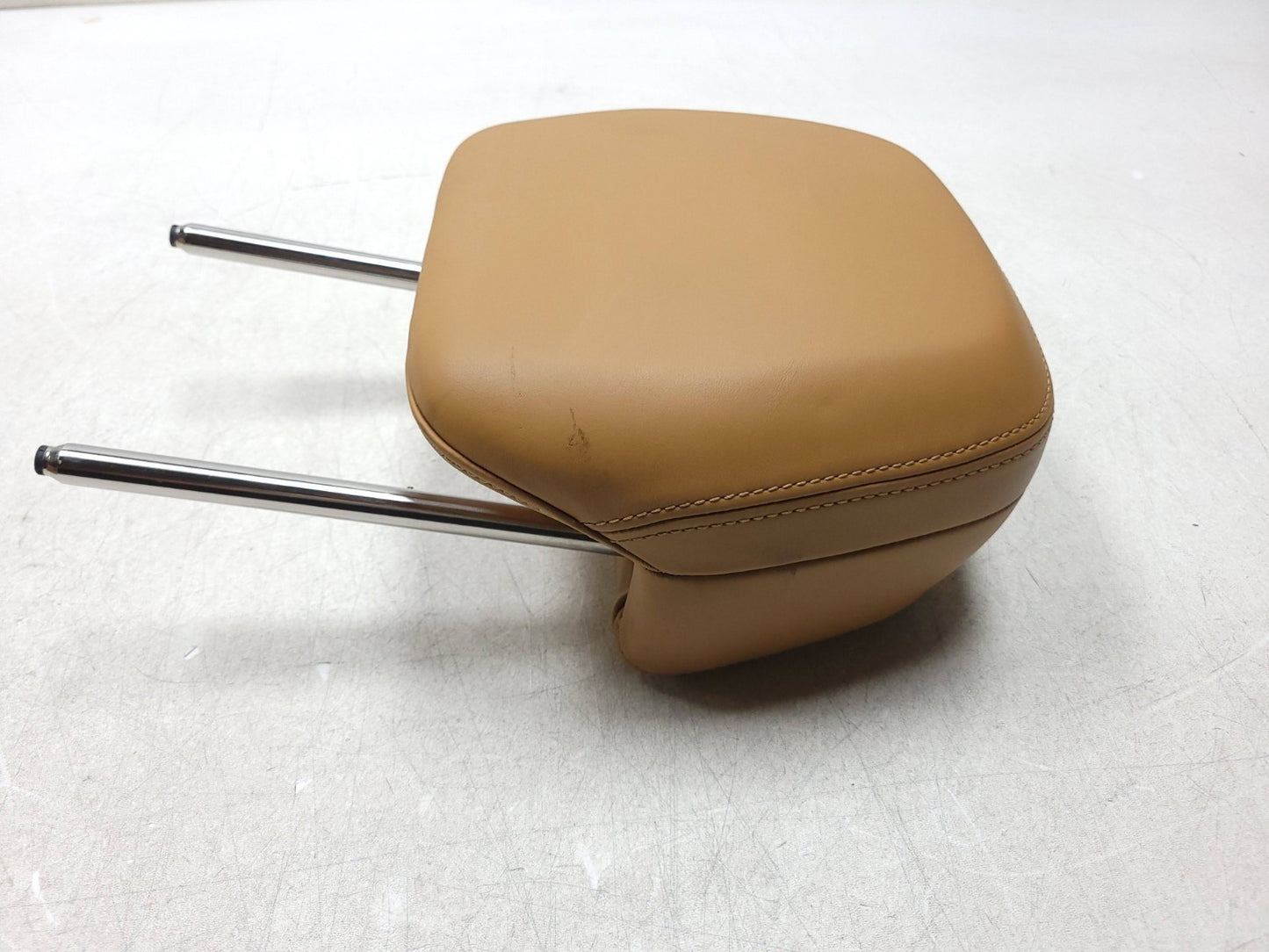 2013 Porsche Cayenne Rear Seat Headrest 3pcs OEM