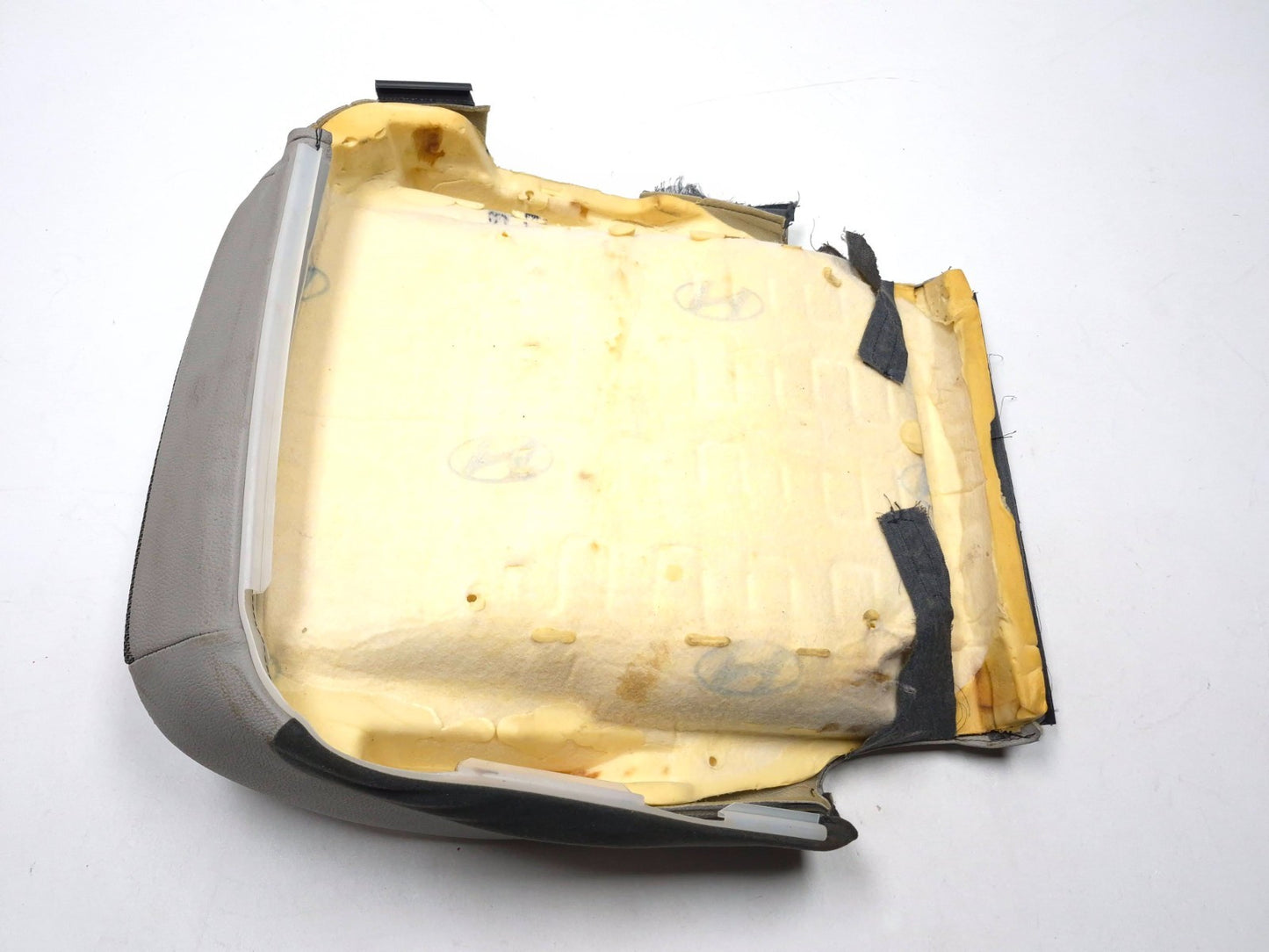 2013 Hyundai Genesis Front Seat Lower Cushion Driver Side Left OEM