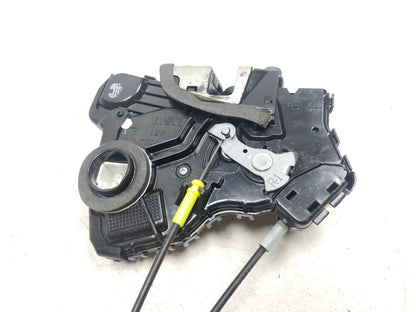 2007-2011 Toyota Camry Door Lock Actuator & Handle Front Passenger Side Rh OEM