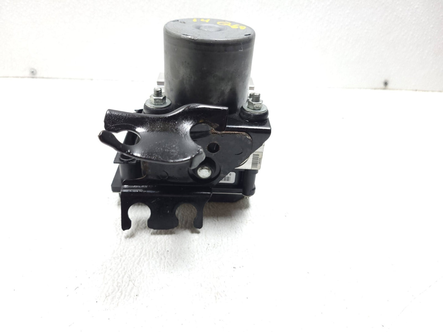 2015 Infiniti Q60 ABS Anti Lock Brake Pump OEM