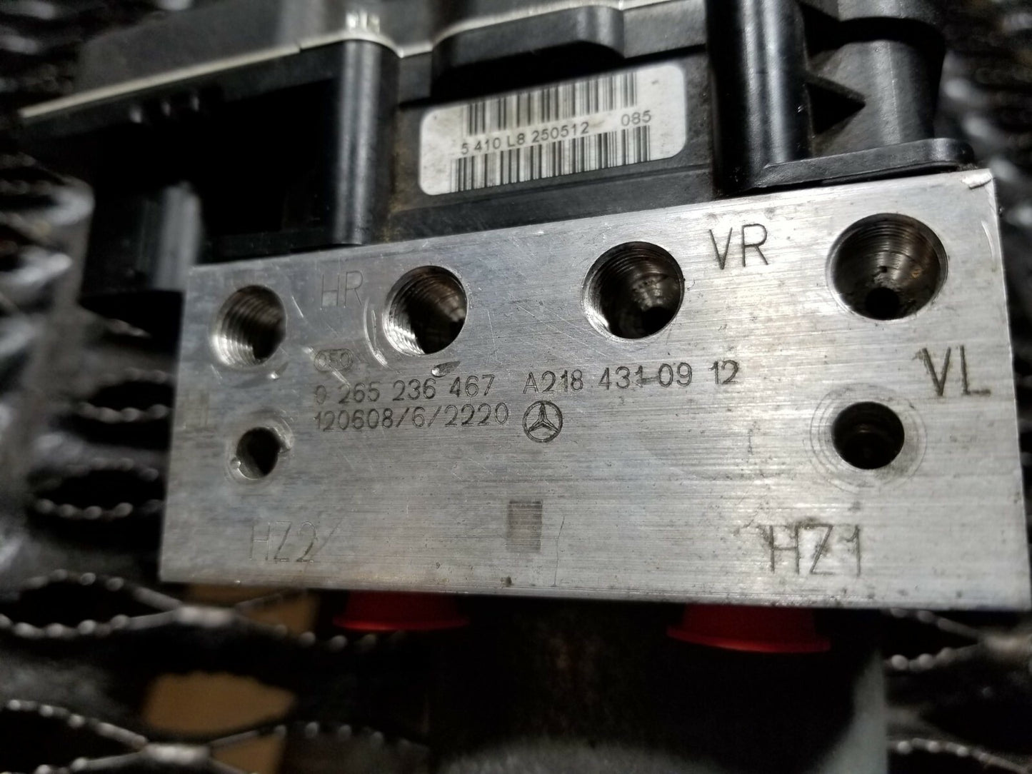 2013 Mercedes W212 E350 ABS Anti Lock Brake Pump OEM