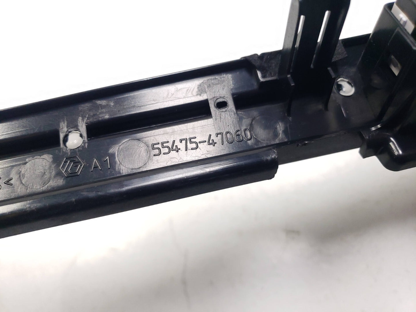 10 11 12 13 14 15 Toyota Prius Dashboard Garnish Finish Trim Panel OEM