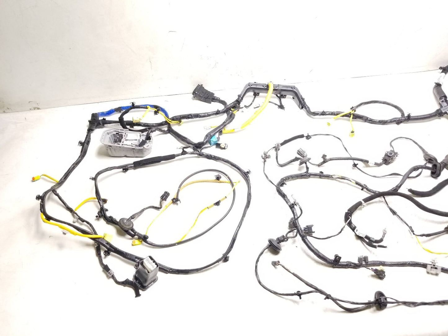 2014 - 2016 Kia Soul Interior Floor Wire Harness OEM