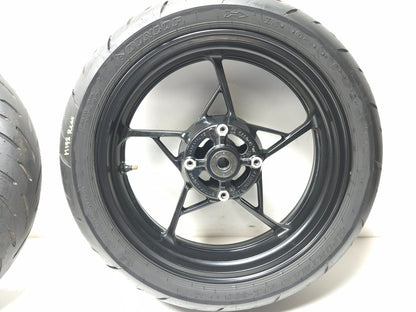 2018 Kawasaki Ninja 650 Ex650 Wheel Rim W/ Tire R17 Dunlop OEM