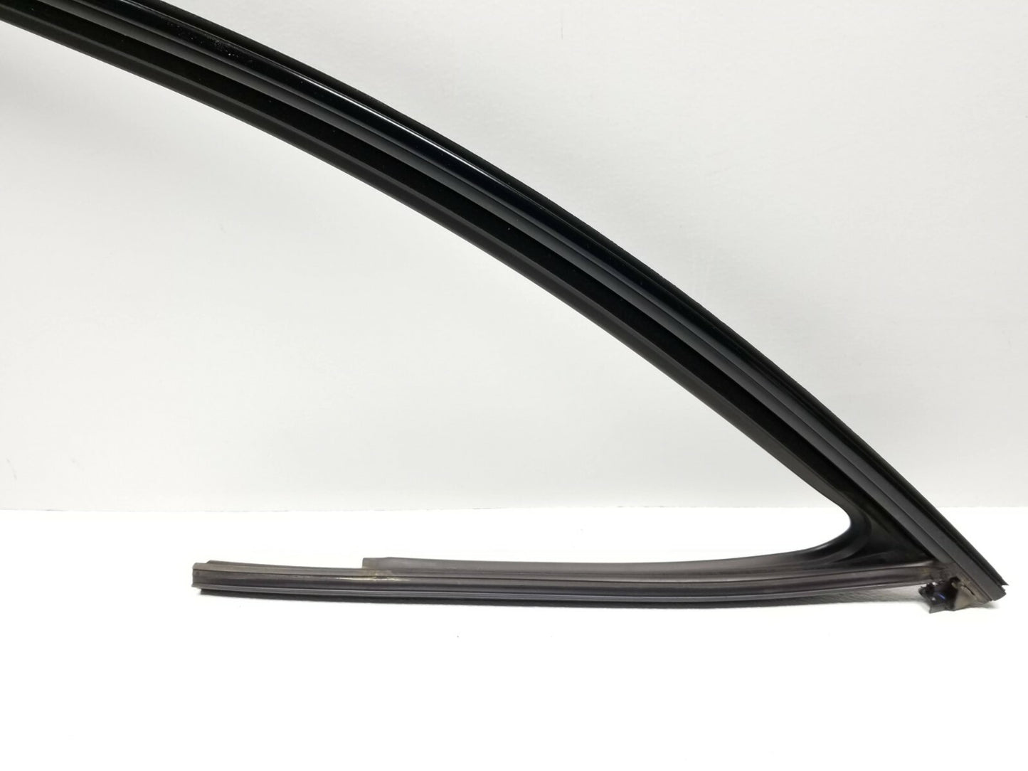 2013 Dodge Dart Front Driver Door Glass Weatherstrip Seal OEM