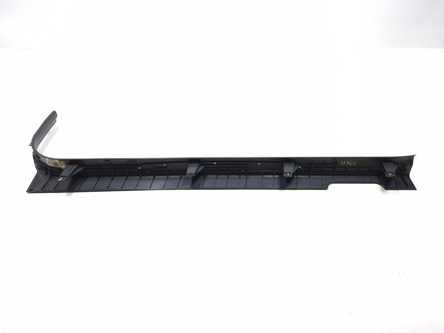 2013 Hyundai Genesis Coupe Door Interior Sill Scuff Trim Cover Left & Right OEM