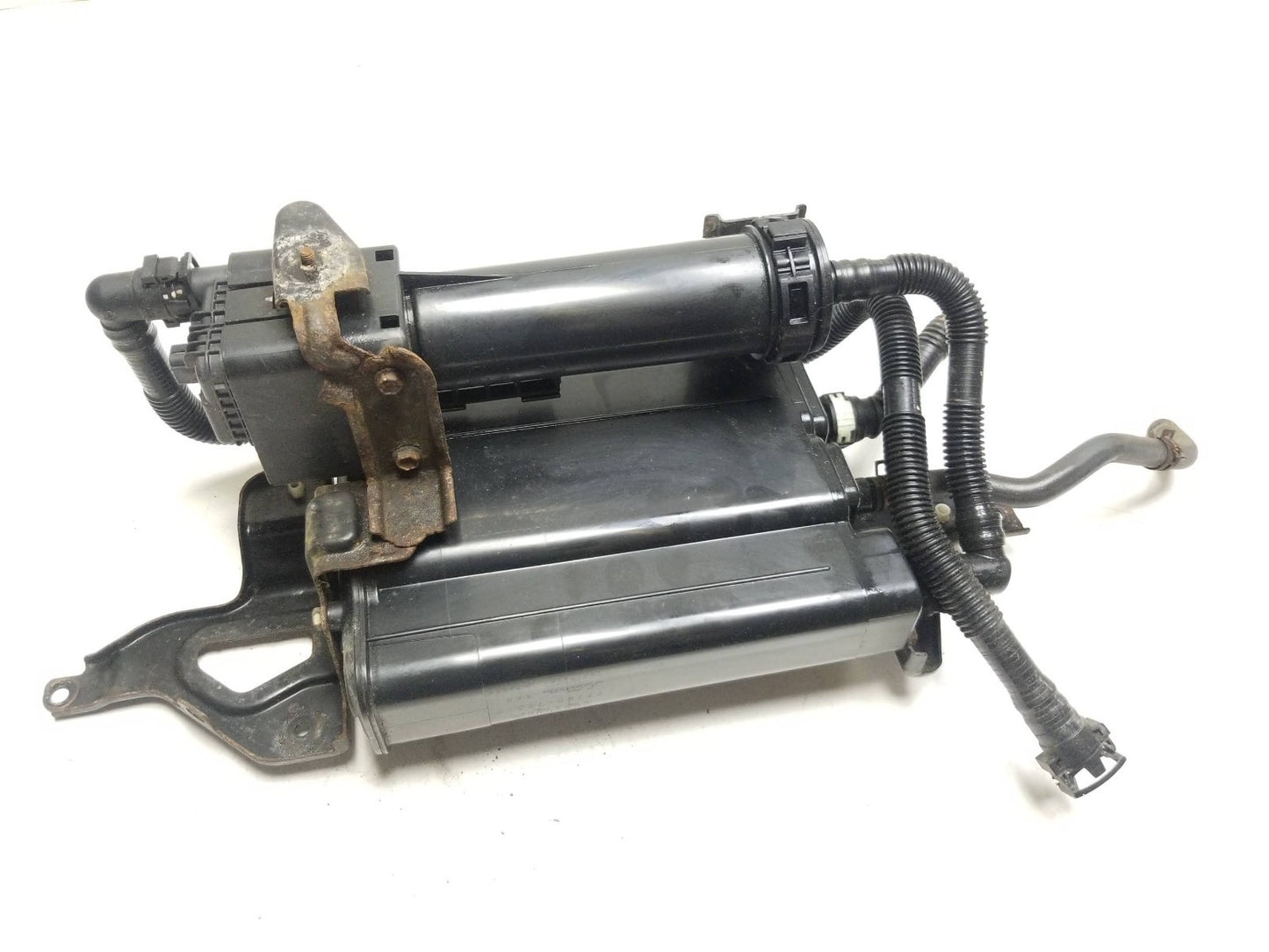 11-17 Lexus CT200h Fuel Vapor Canister 77740-76010 Oem✅