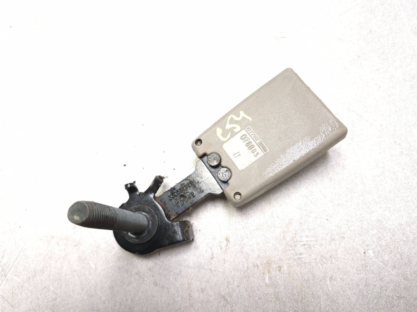 2008 Lincoln Navigator Rear 2nd Row Seat Hinge Cover Trim Driver Side Lh OEM