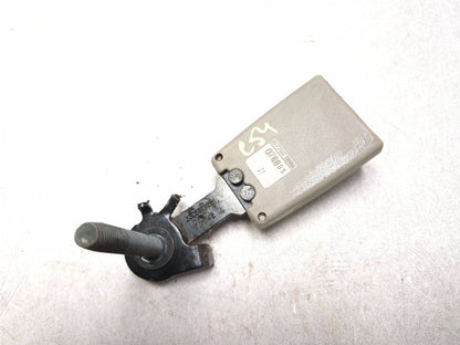 2008 Lincoln Navigator Rear 2nd Row Seat Hinge Cover Trim Driver Side Lh OEM