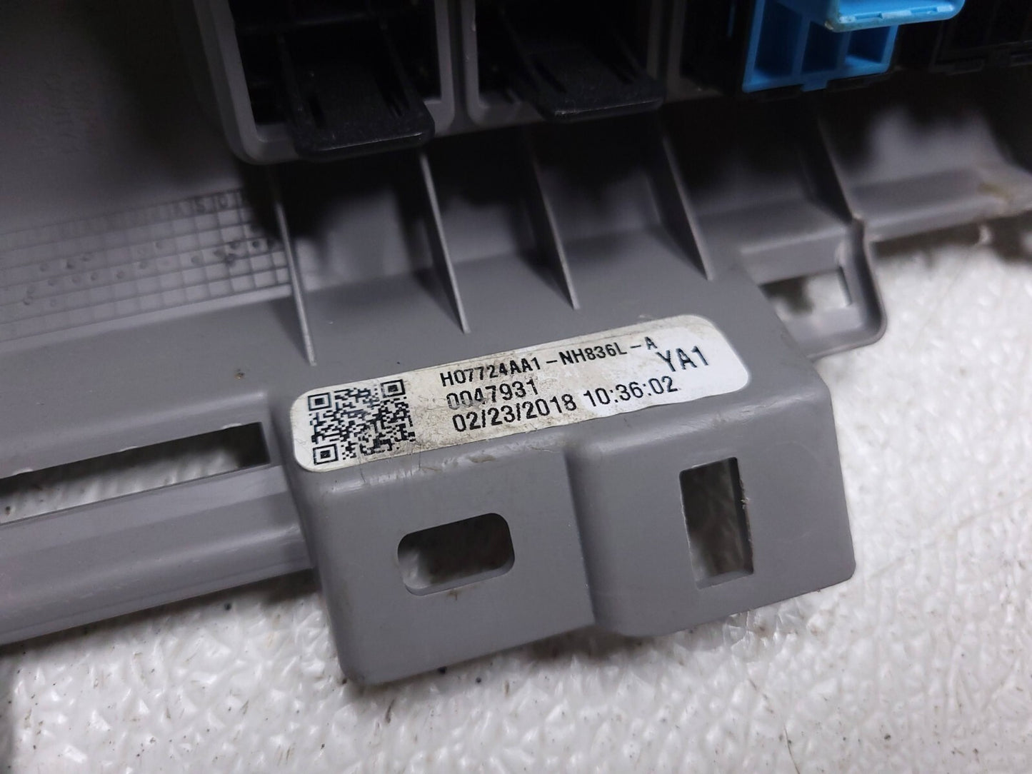 18 19 20 21 22 Honda Odyssey Dash Sliding Door Lock Park Skid Switch OEM