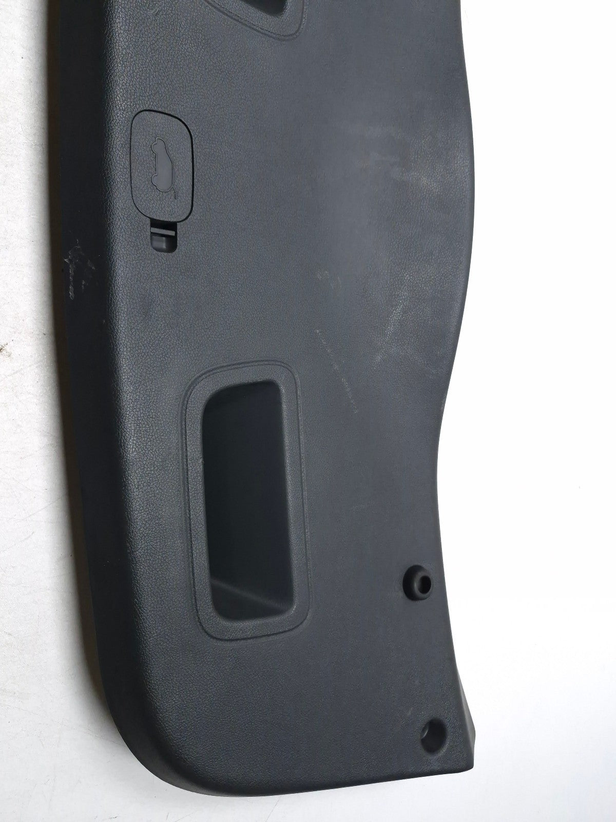 2014 Hyundai Accent Tail Gate Trim Panel OEM 81750-1r200