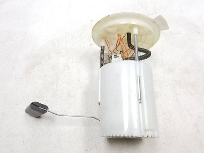 12 - 18 Ford Focus Fuel Pump Bv61-9h307-ne OEM