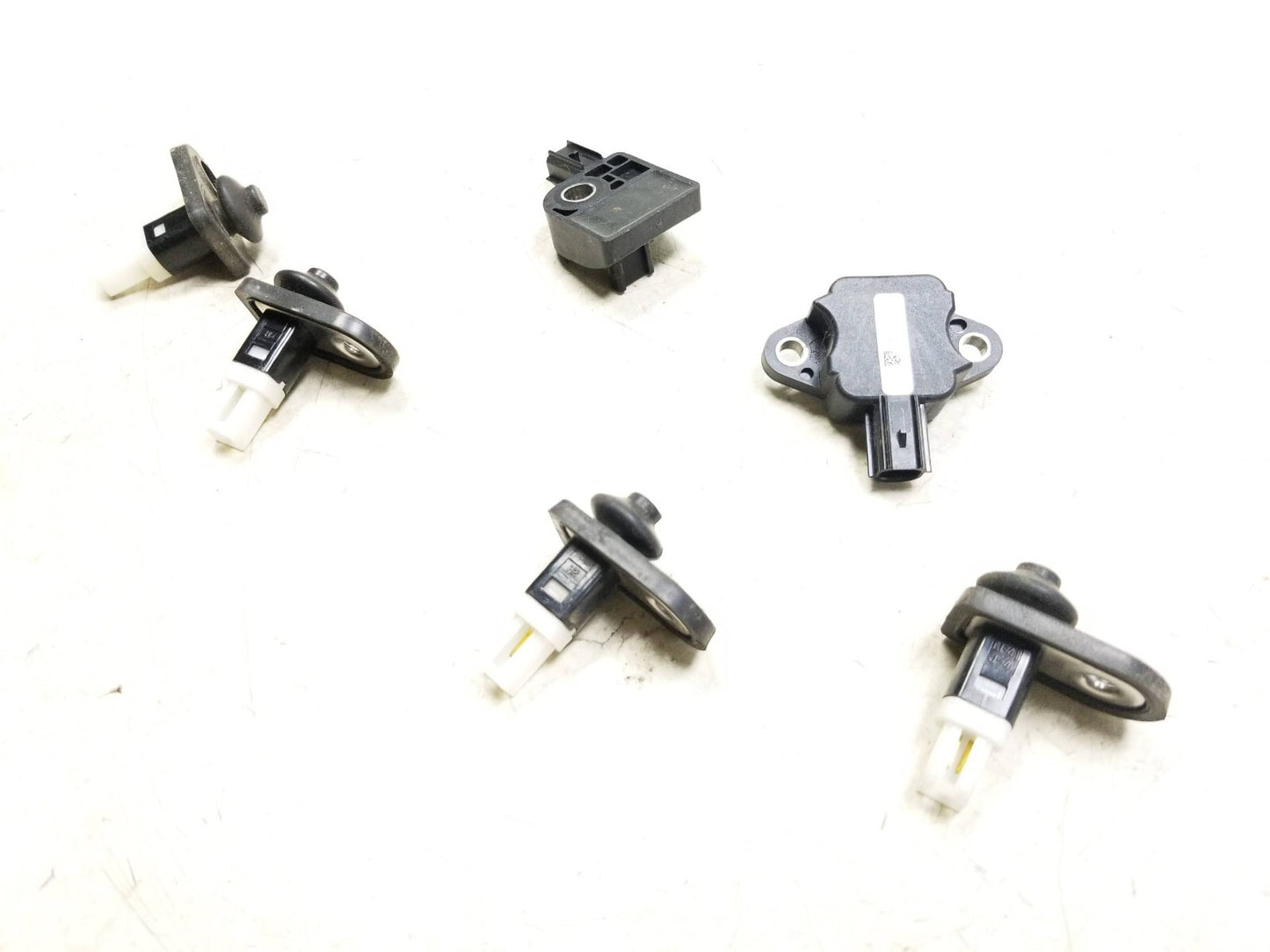 2011 - 2013 Kia Sportage Door Jamb Ajar Switch 6pcs OEM