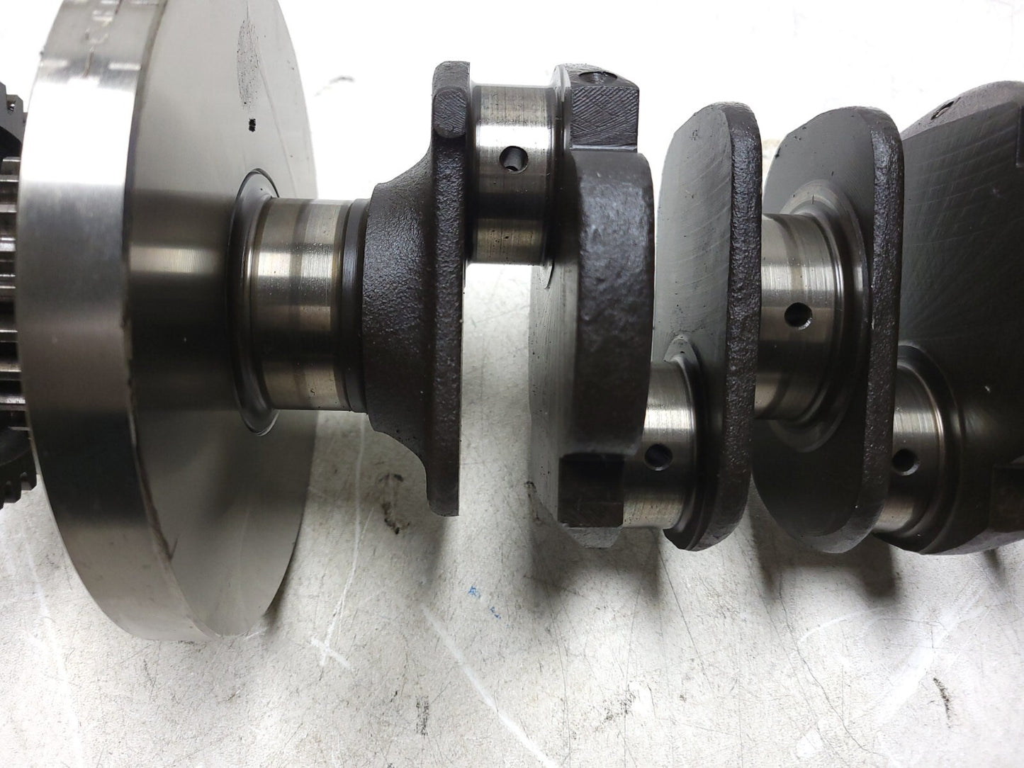 1984 - 1987 Honda Gl1200 Goldwing Crankshaft 13310-mg9-000 OEM