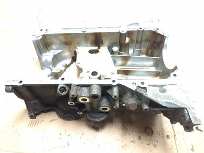 2015 Nissan Juke 1.6l Engine Cylinder Upper Oil Pan OEM