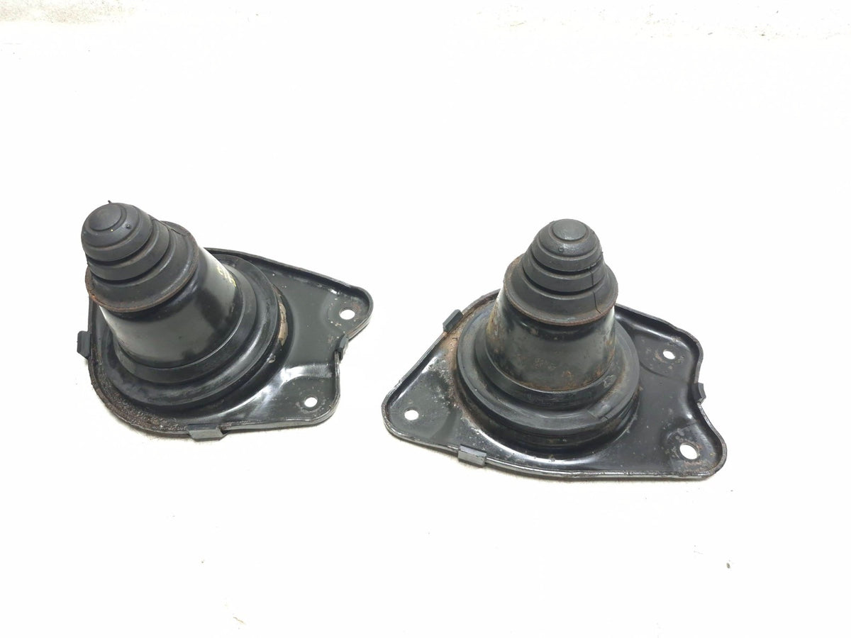 2017 Toyota Highlander Rear Coil Spring Seat Left & Right OEM