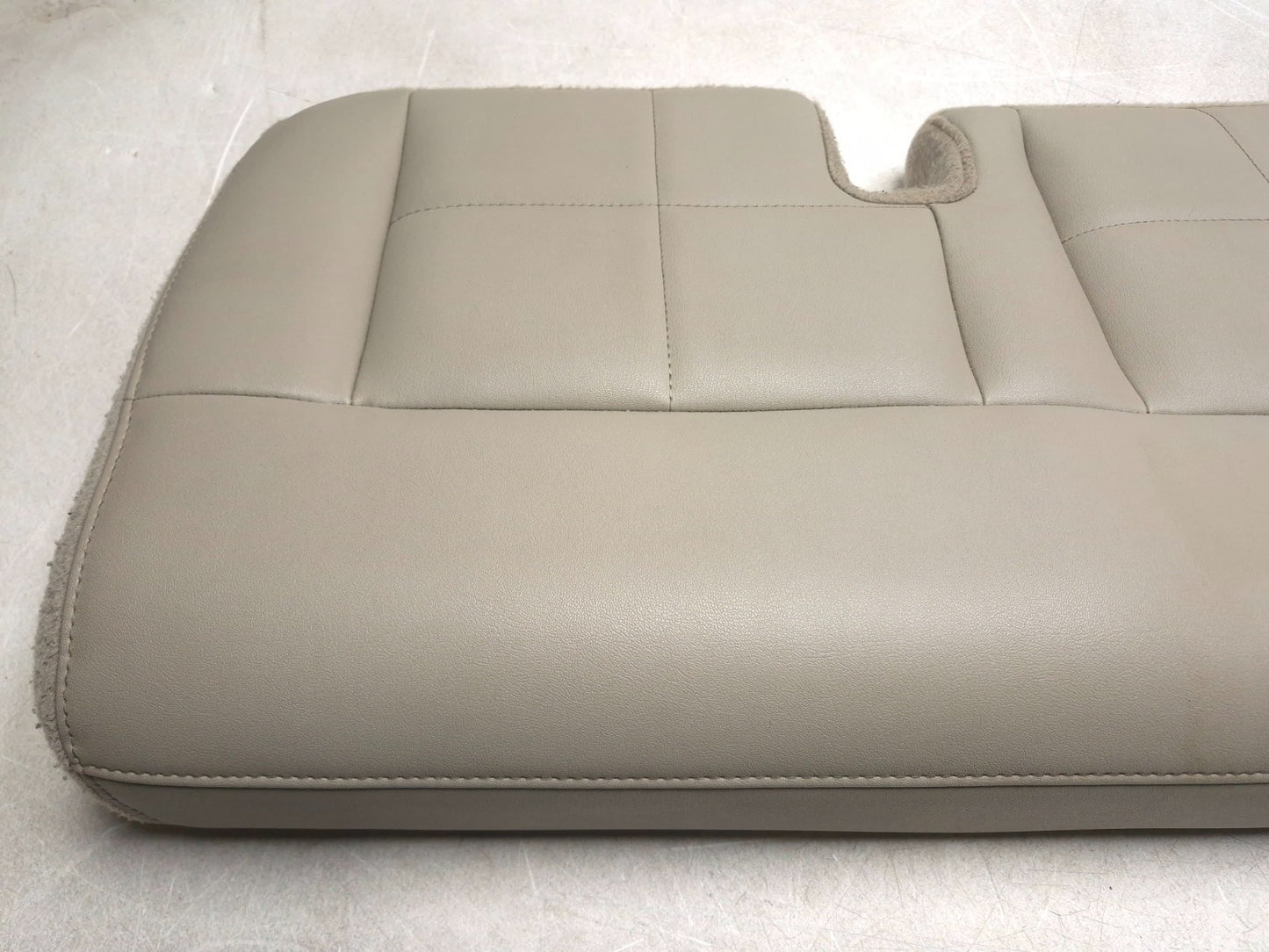 2008 Lincoln Navigator Rear 3rd Row Seat Cushion Bottom Left & Right OEM