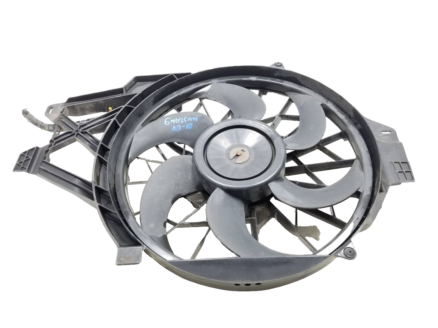 01 - 04 Ford Mustang Engine Radiator Cooling Fan Assy Xr3h-8146-aa OEM