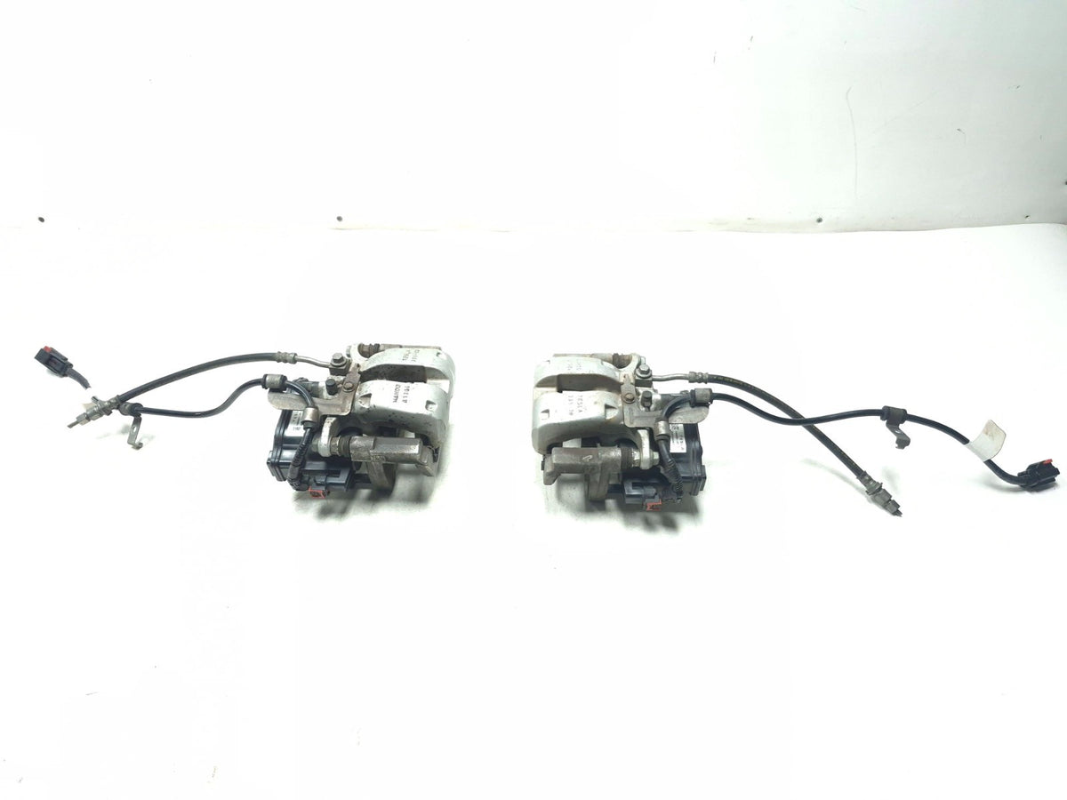 2021 Tesla Model 3 Y Rear Brake Caliper Left & Right OEM